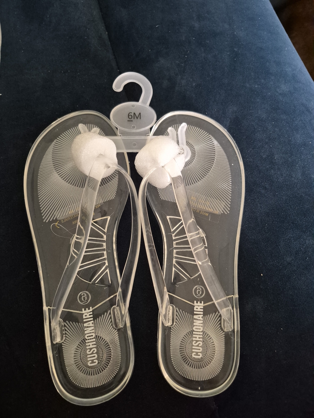 Cushionaire Clear Jelly Flip Flops - Size 6M